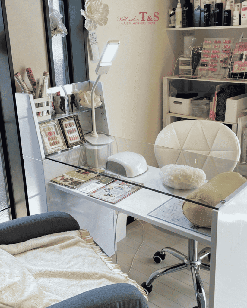 鹿児島市の自宅ネイルサロンT&Sの内観｜落ち着いたプライベート空間
